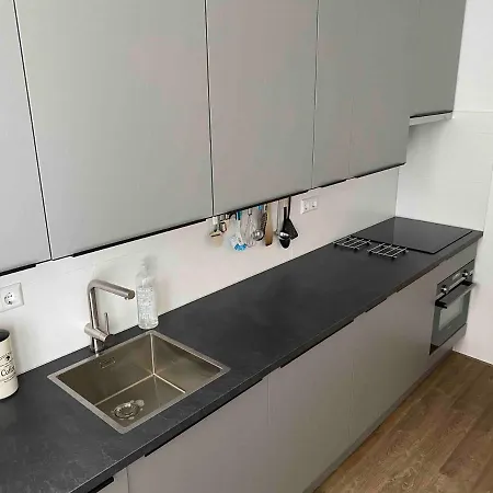 Haagshuisje- Eigen Appartement, Dichtbij Alles, Stijlvol Appartement