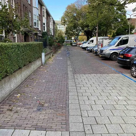 Haagshuisje- Eigen Appartement, Dichtbij Alles, Stijlvol Appartement Voorburg
