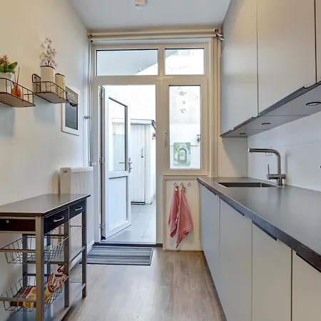 Appartement Haagshuisje- Eigen Appartement, Dichtbij Alles, Stijlvol *