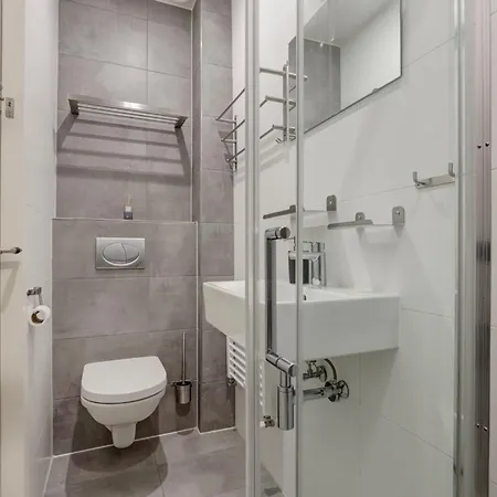 Haagshuisje- Eigen Appartement, Dichtbij Alles, Stijlvol * Voorburg