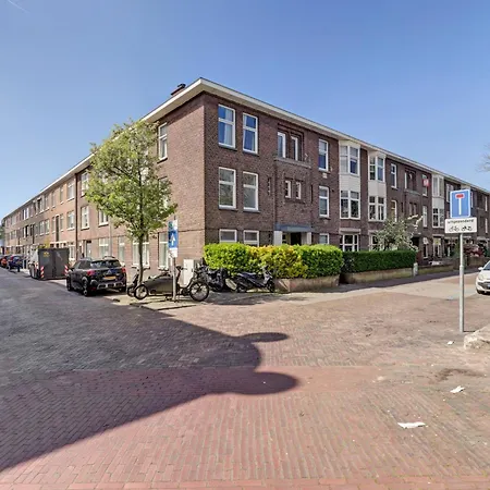 Haagshuisje- Eigen Appartement, Dichtbij Alles, Stijlvol Appartement *