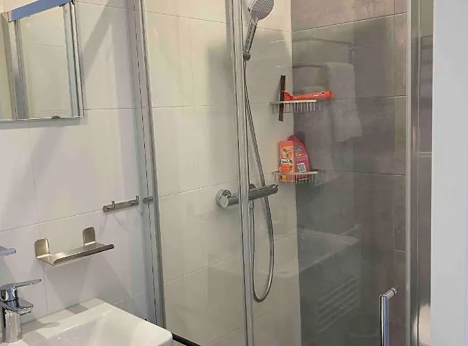 Haagshuisje- Eigen Appartement, Dichtbij Alles, Stijlvol *