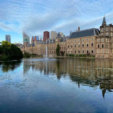 Apartment Haagshuisje- Eigen Appartement, Dichtbij Alles, Stijlvol *