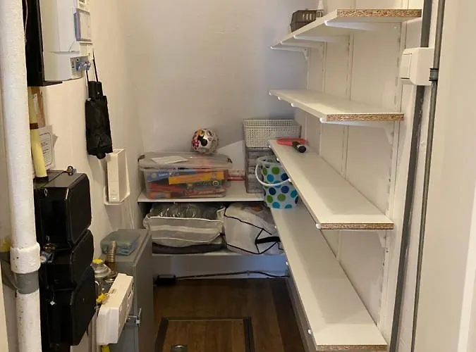 Haagshuisje- Eigen Appartement, Dichtbij Alles, Stijlvol *